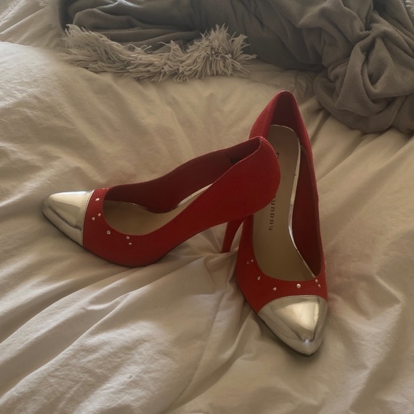 Chinese Laundry red Suede heels - Picture 5 of 5